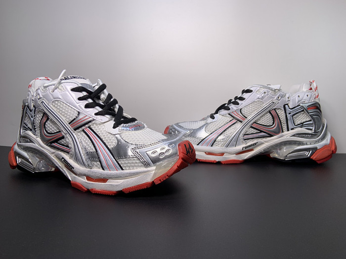 BALCIA RUNNER SNEAKER