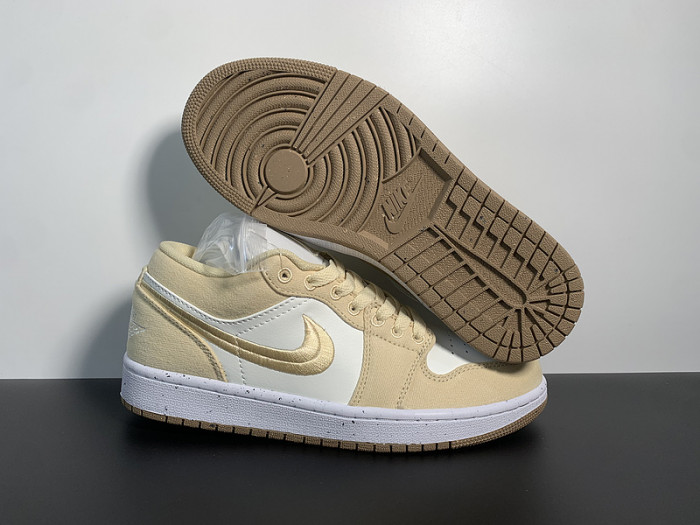 Wmns Air Jordan 1 Low SE 