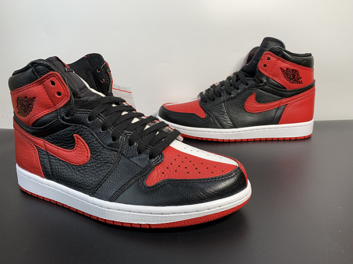 Air Jordan 1 Retro High OG Homage To Home 861428-061