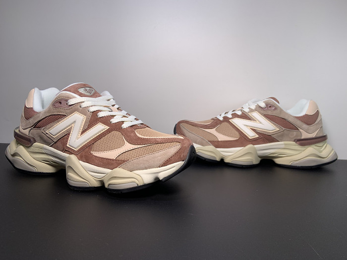 New Balance 9060 Taupe/Vintage U9060EEH