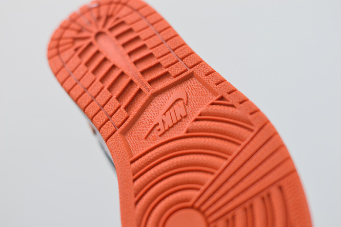 Air Jordan 1 Low Shattered Backboard 553558-128