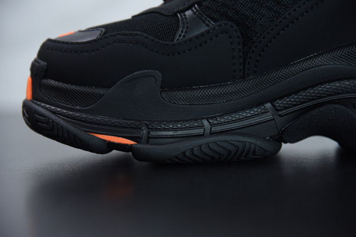 BALCIA Triple S Sneaker