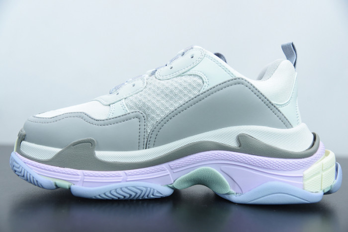 BALCIA Triple S Sneaker