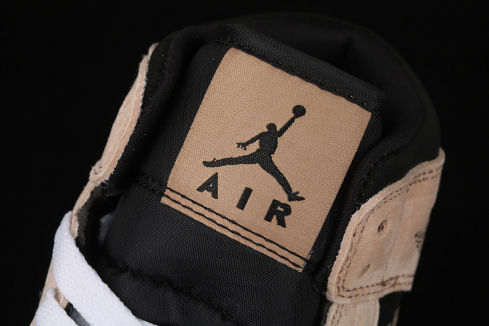 Air Jordan 1 Mid Barely Orange BQ6472-800