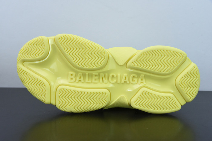 BALCIA Triple S Sneaker