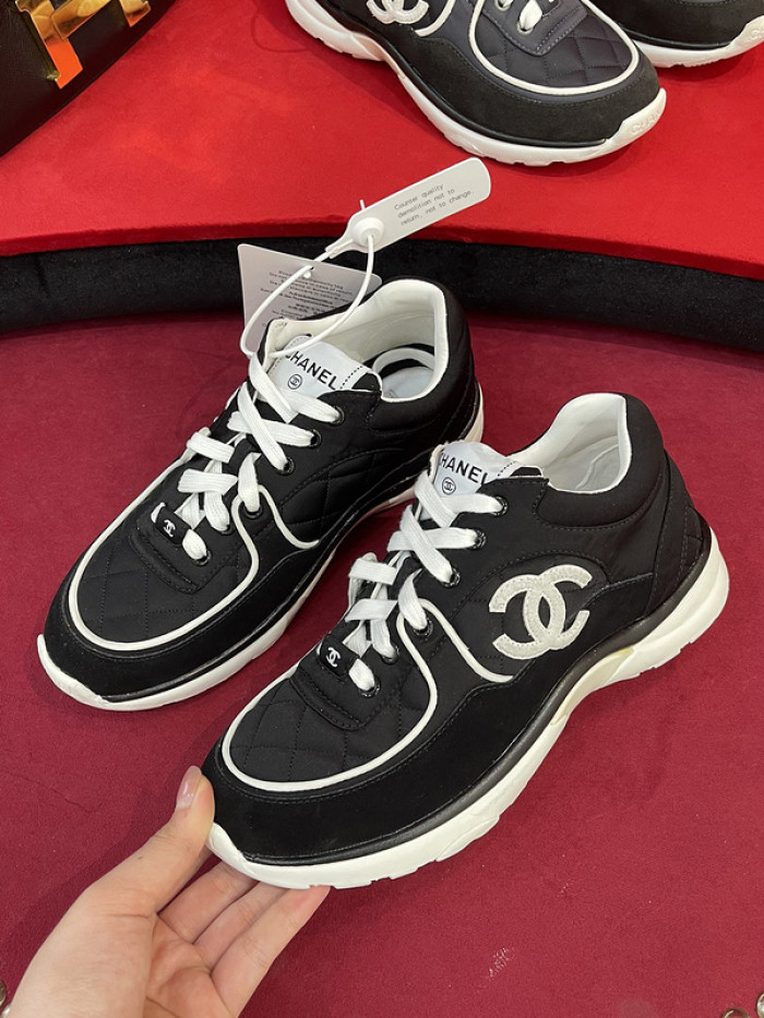 CHNL Sneaker