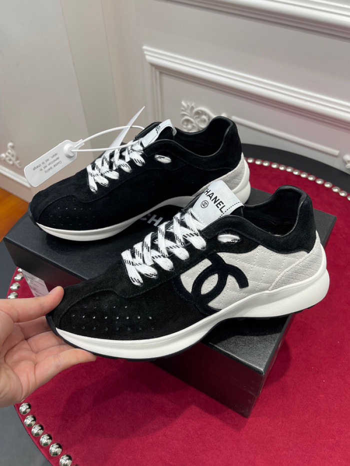 CHNL Sneaker