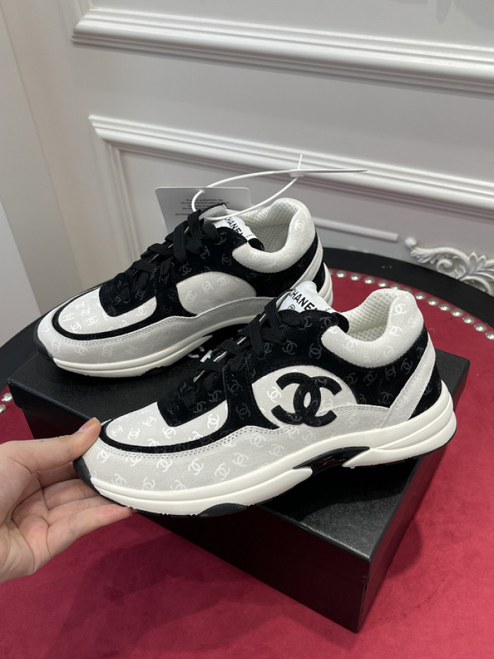 CHNL Sneaker