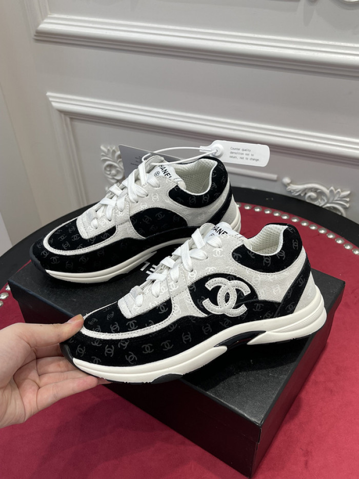 CHNL Sneaker