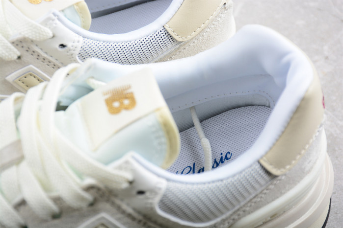 New Balance 574 Legacy Silver Birch Sea Salt U574LGE1