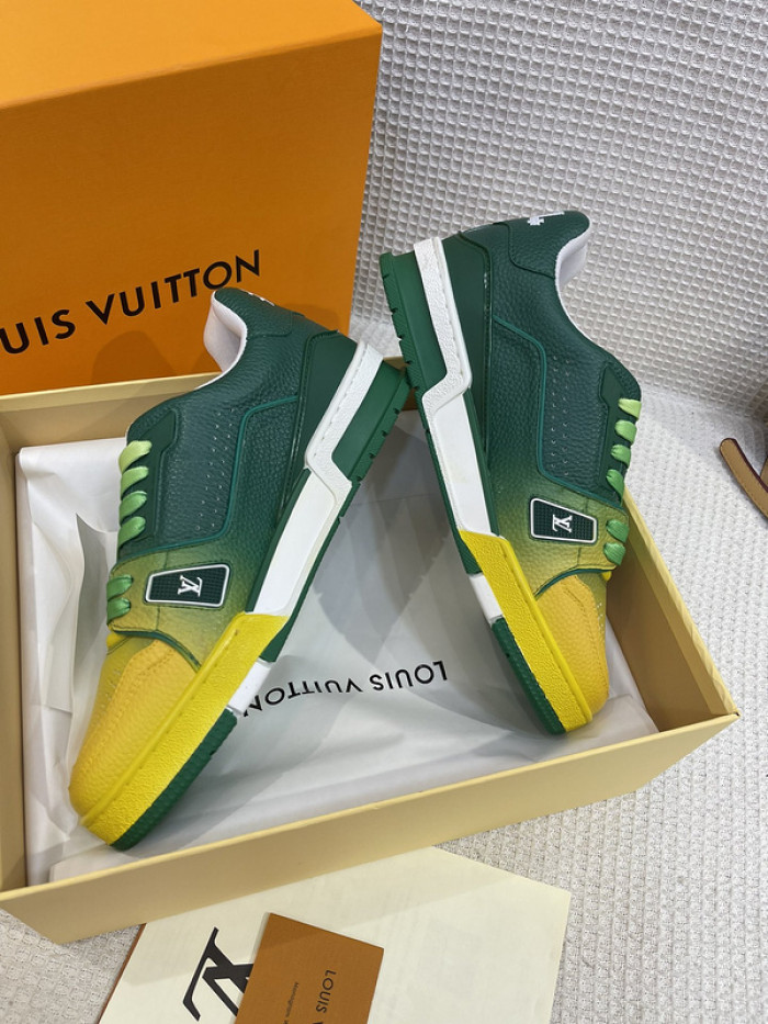 LUSV SNEAKERS