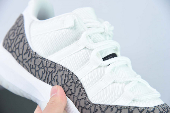 Air Jordan 11 Retro Low 