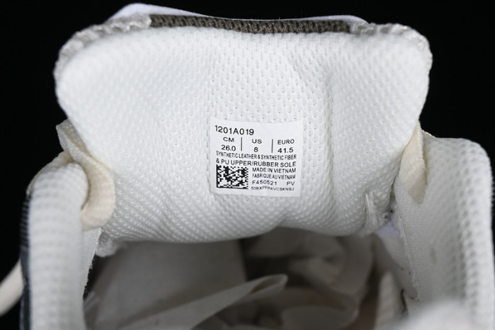 As*ic*s gel- kayano 14 cream black metallic plum 1201a019-108.