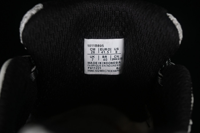 As*ic*s gel-kahana 8 