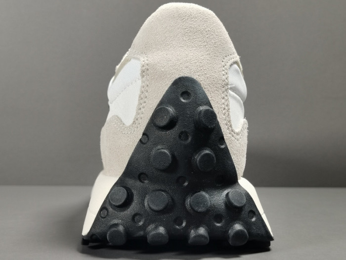 New Balance 327 Sea Salt Black MS327FE