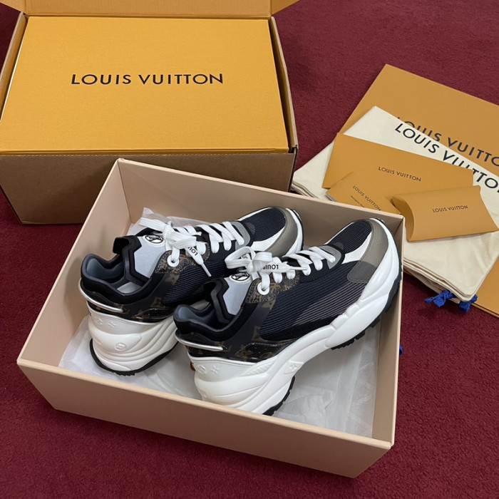 LUSV SNEAKERS