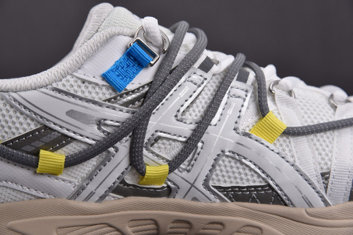 As*ic*s gel kahana tr v2 