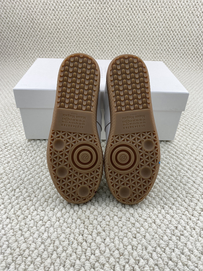 ma*s*n Ma*i*la sneaker