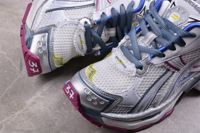 BALCIA RUNNER SNEAKER