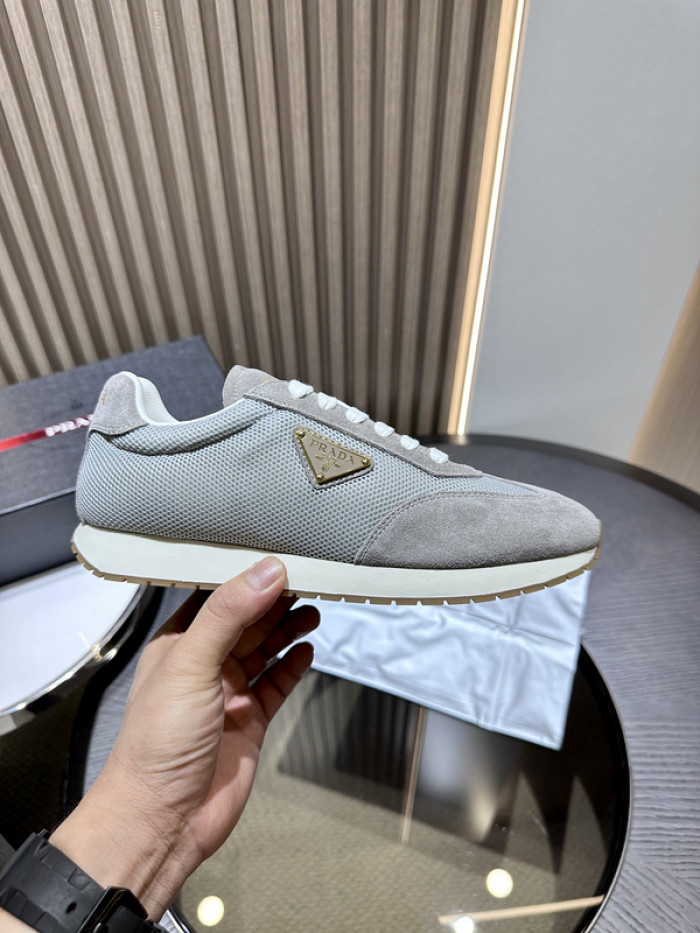 PRDA Sneaker