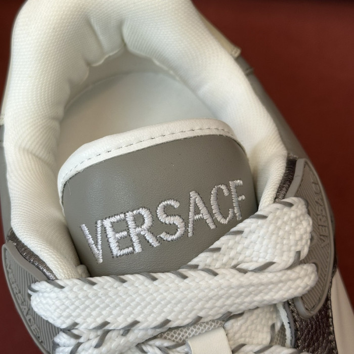 VRCE Sneaker