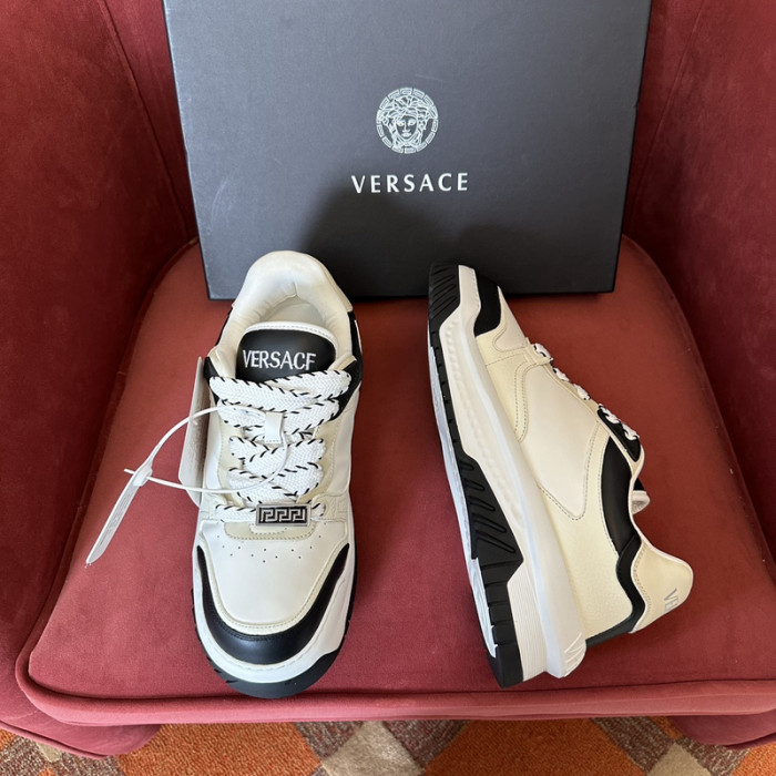 VRCE Sneaker