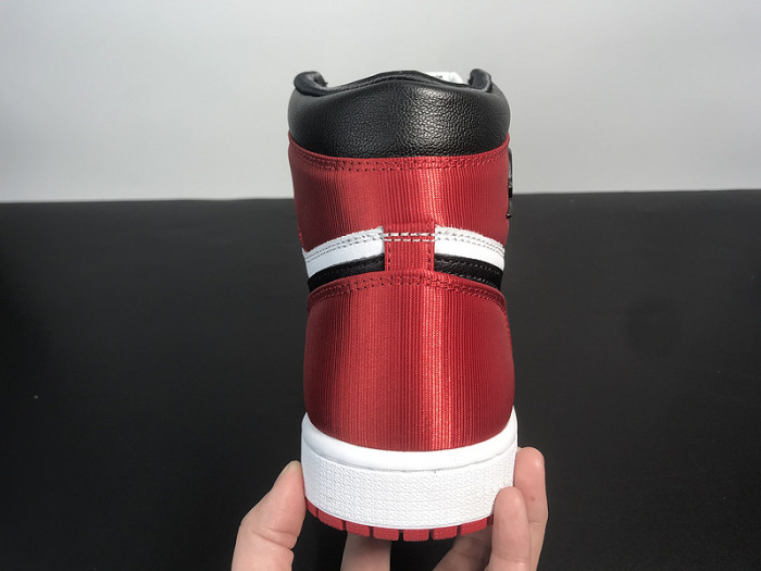 Air Jordan 1 High OG "SATIN BLACK TOE" CD0461-016