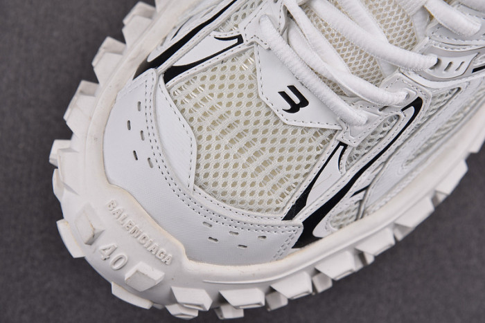 BALCIA DEFENDER SNEAKER