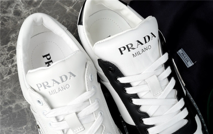 PRDA Sneaker