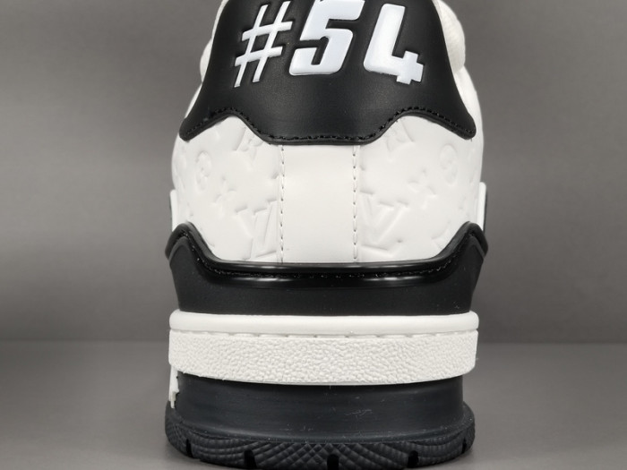 LUSV SNEAKERS
