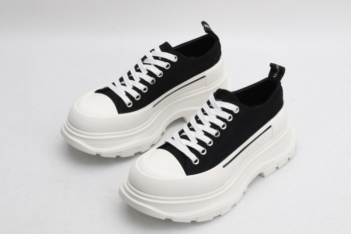 ALEXMQ Sneakers