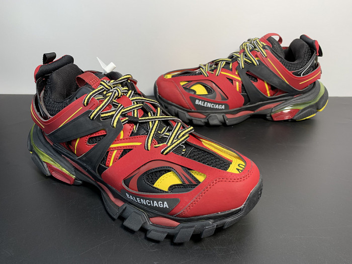 BALCIA Track SNEAKER