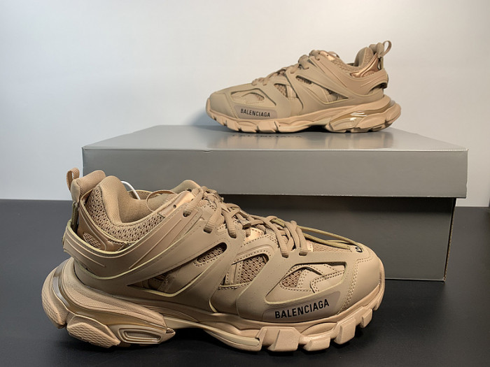 BALCIA Track SNEAKER