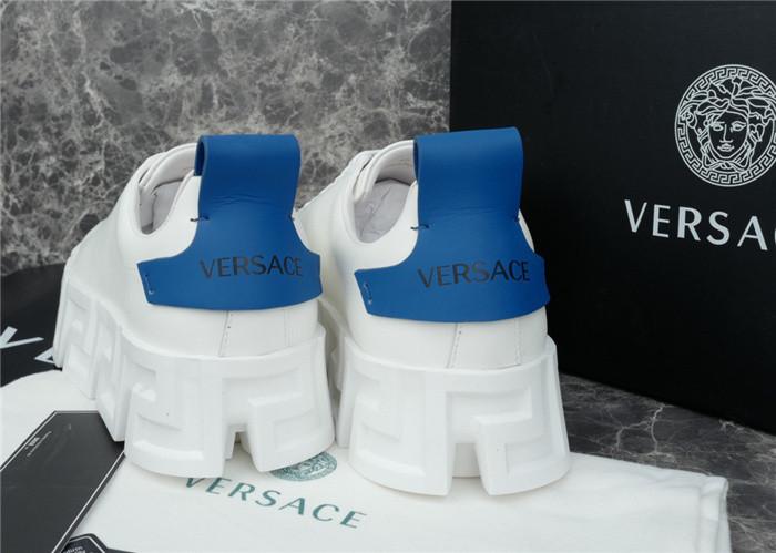 VRCE Sneaker