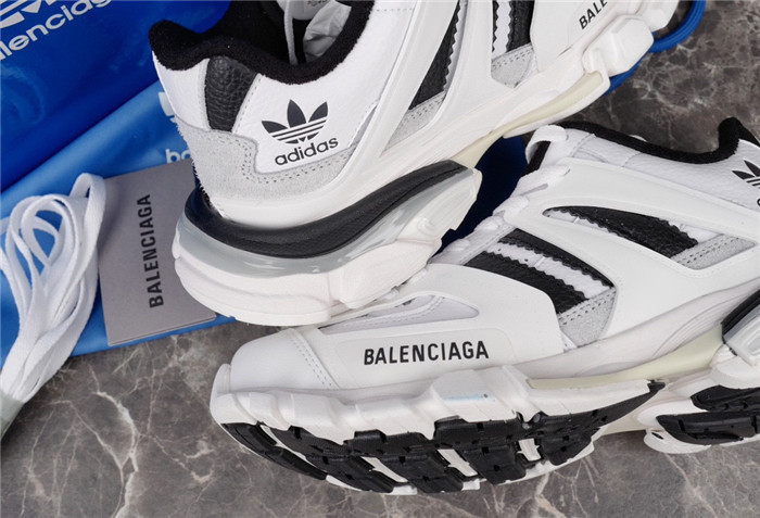 BALCIA Track SNEAKER