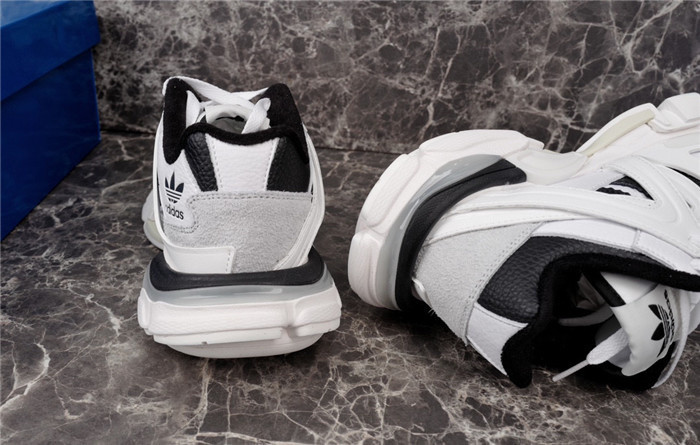 BALCIA Track SNEAKER