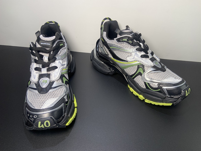 BALCIA RUNNER SNEAKER