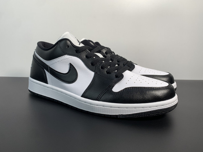 Air Jordan 1 Low Panda DC0774-101