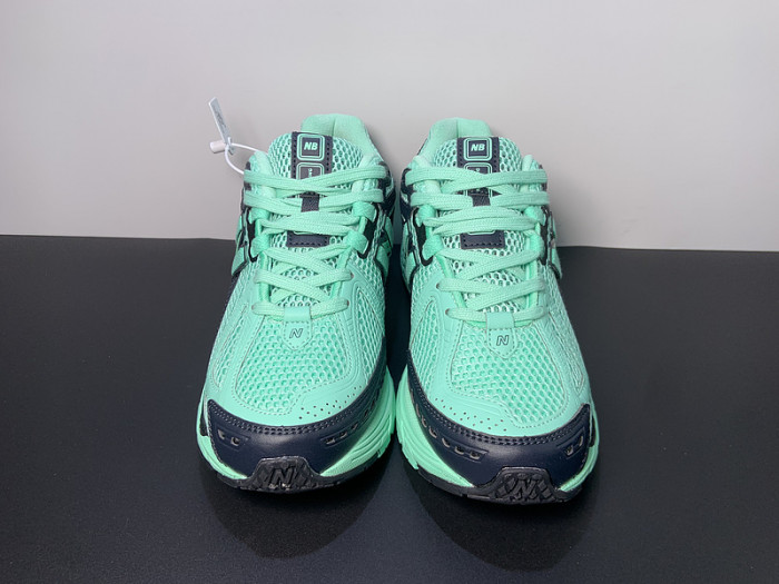 size? x New Balance 1906R "Green/Black" M1906RSB
