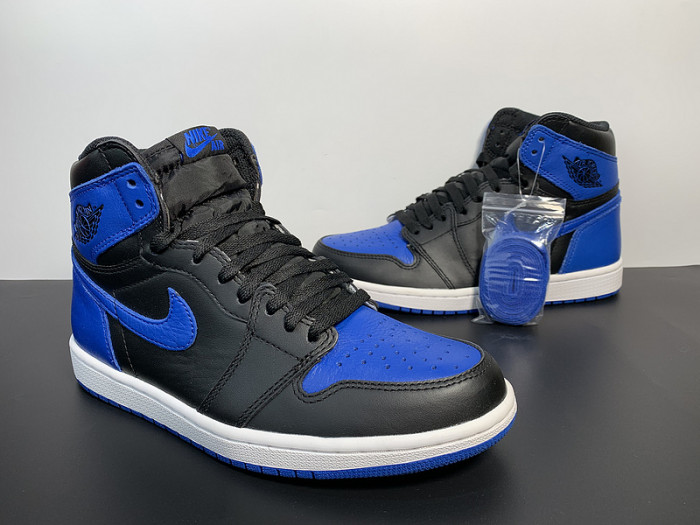 Air Jordan 1 Retro High OG "2017 Royal" 555088-007