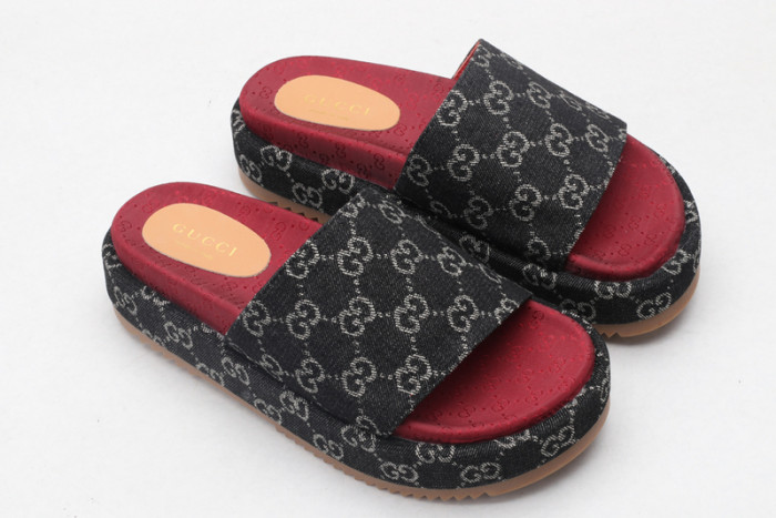 GCI GG Slide Sandal