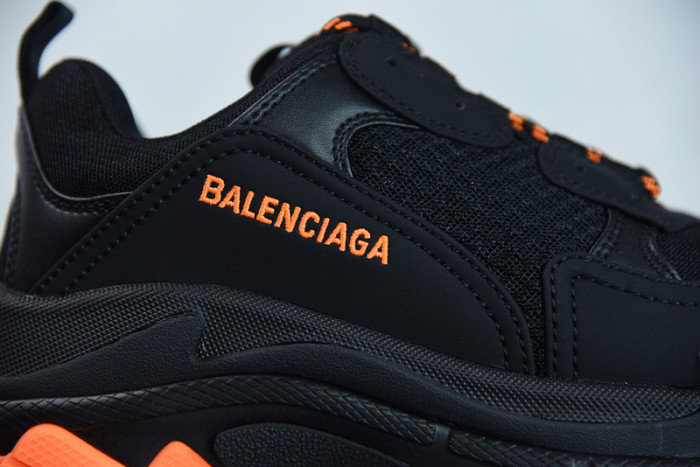 BALCIA Triple S Sneaker