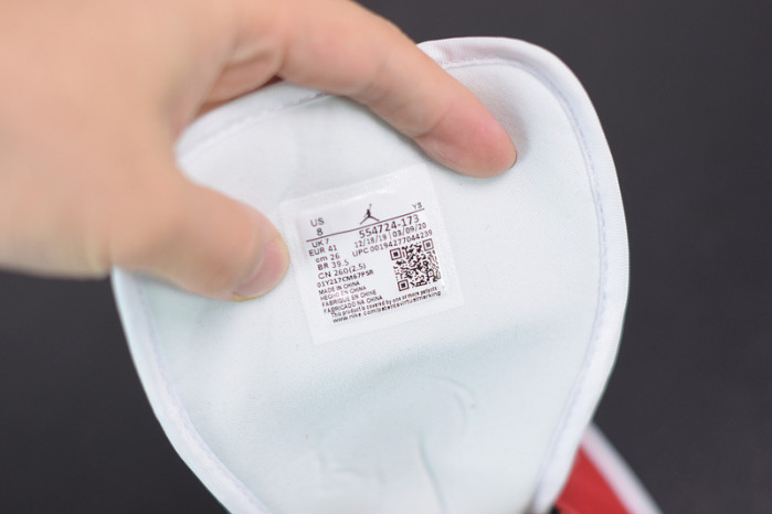 Jordan 1 Mid Chicago 554724-173