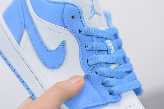 Air Jordan 1 Low UNC AO9944-441