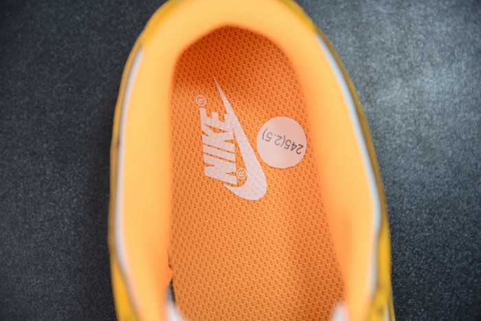 Nike Dunk Low WMNS “Laser Orange” DD1503-800