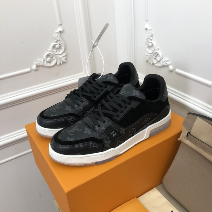 LUSV SNEAKERS