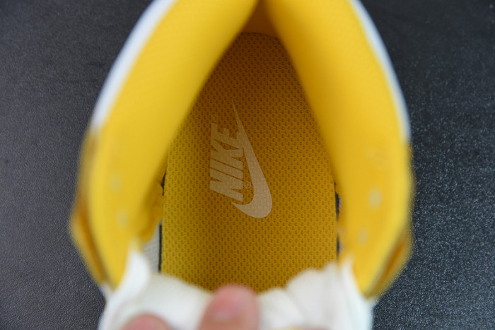 Nike Dunk High Dark Sulfur DD1869-106