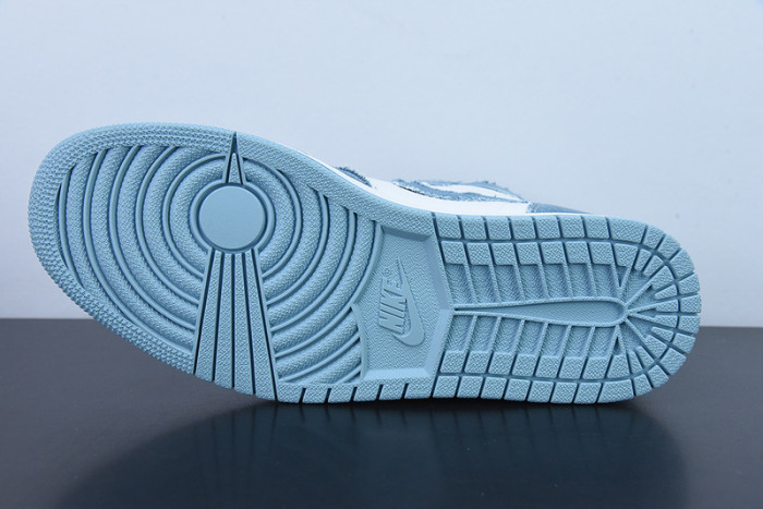Air Jordan 1 High OG WMNS “Denim” DM9036-104