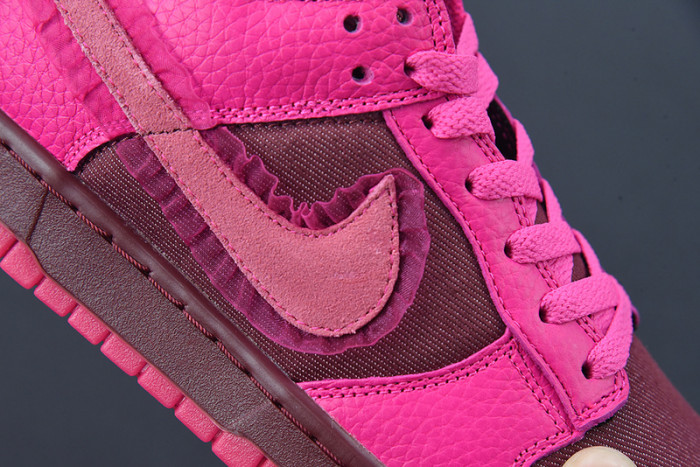 Nike Dunk Low Valentine
