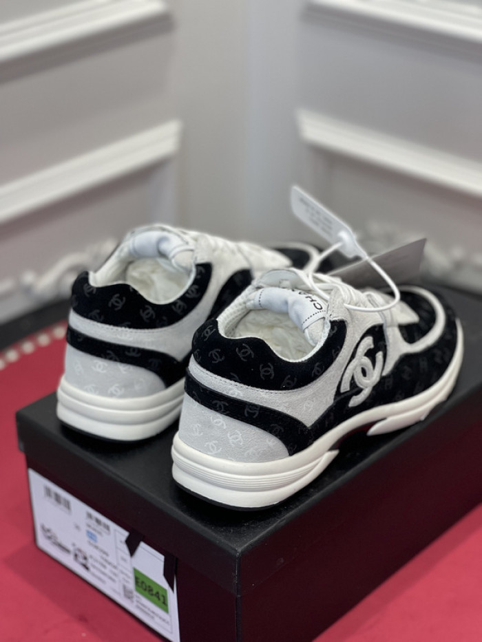 CHNL Sneaker